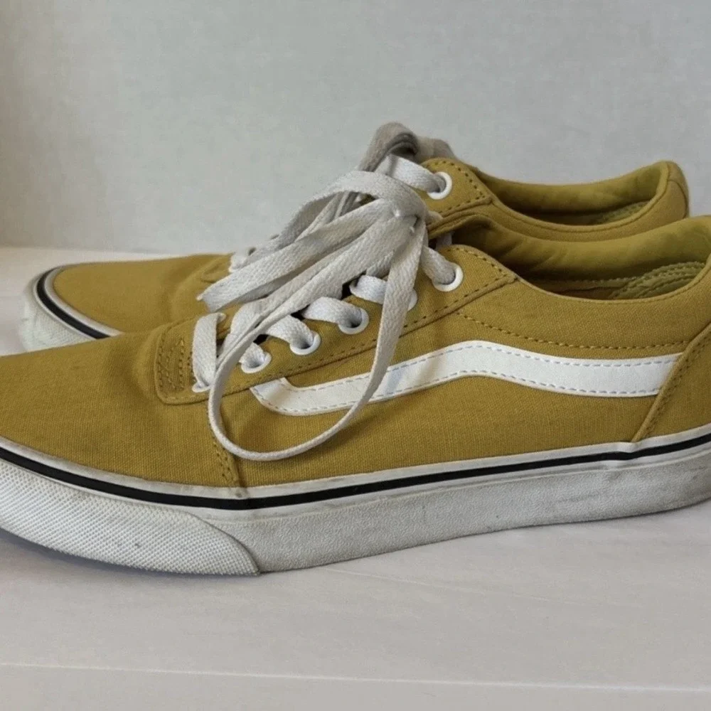 Vans Old Skool Shoes Women 8.5 Yellow Canvas Low Top Skate Sneakers